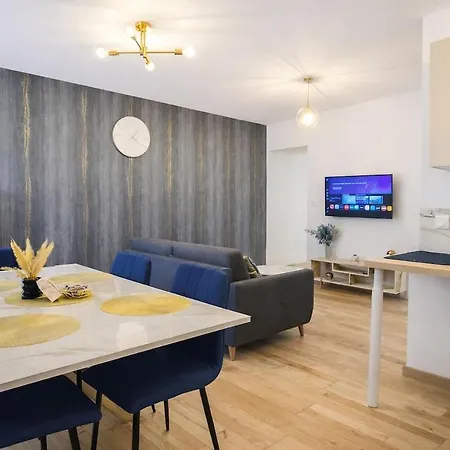Le Celestya, Confort Au Bord Du Rhone Avec Terrasse Cnpe Bugey Apartment *